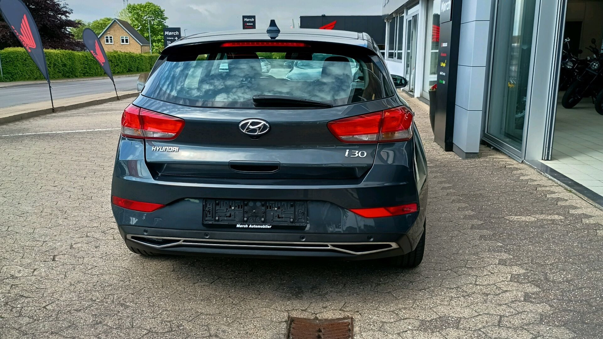 Sort Hyundai i30 fra 2022