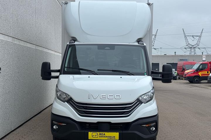 Hvid Iveco Daily fra 2026