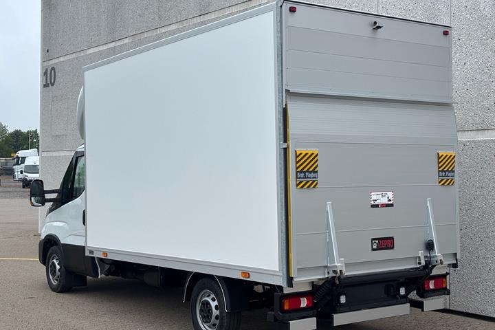 Hvid Iveco Daily fra 2026