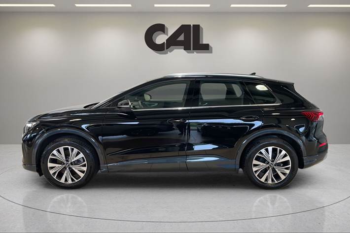 Sort Audi Q4 fra 2025