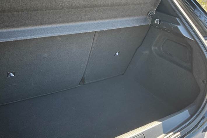 undefined Peugeot 208 fra 2020