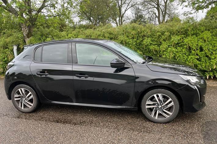 undefined Peugeot 208 fra 2020