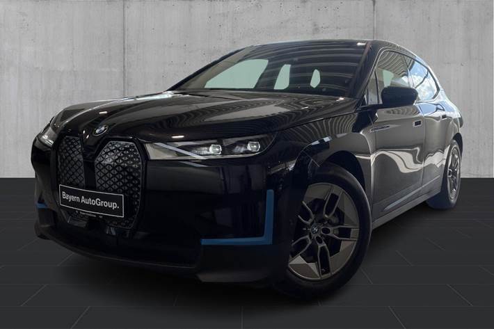 Sort BMW iX fra 2023