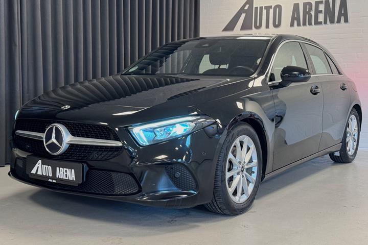 Sort Mercedes A180 d fra 2018