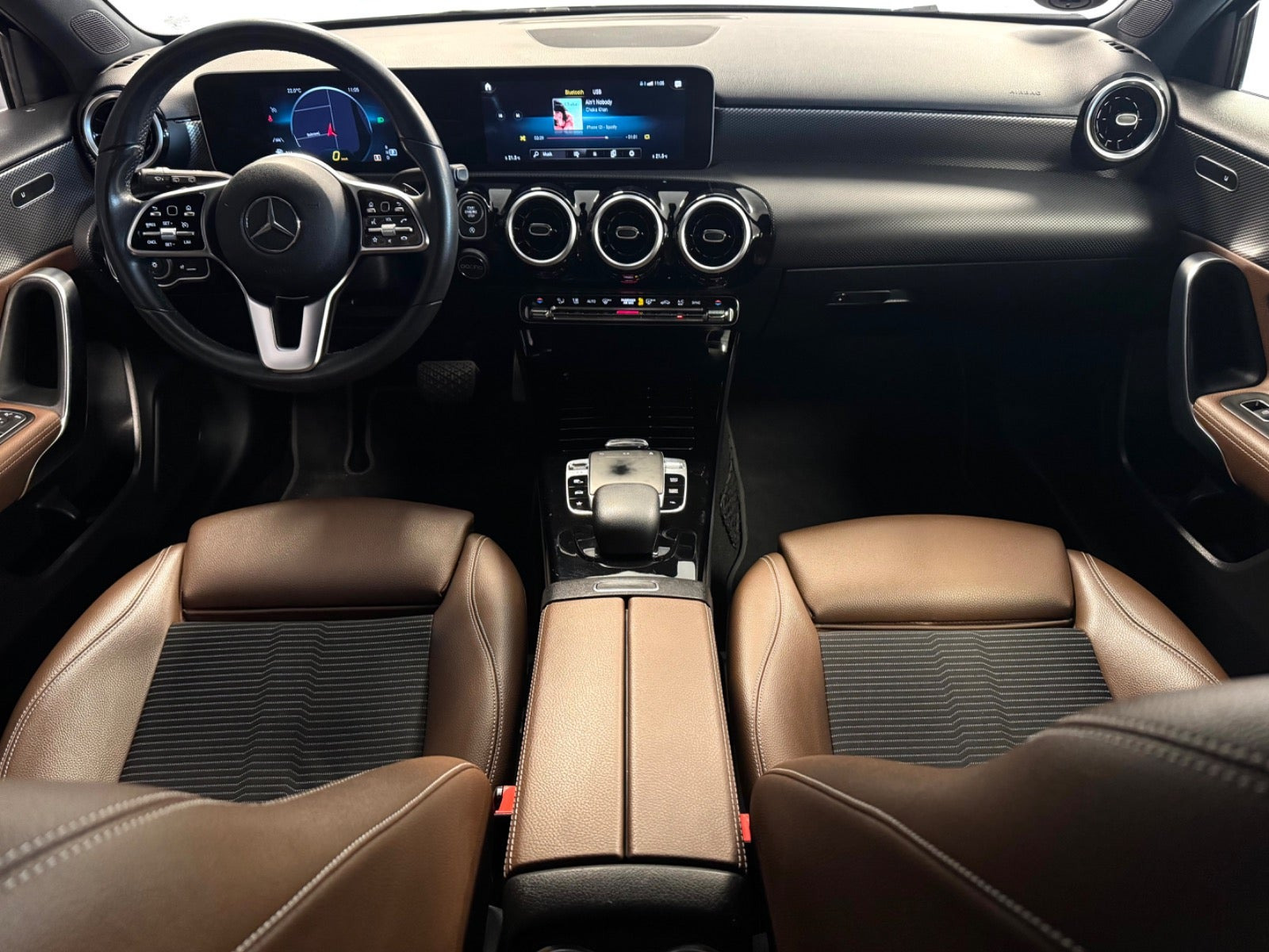 Sort Mercedes A180 d fra 2018