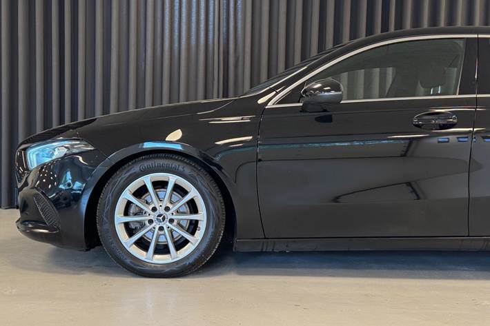 Sort Mercedes A180 d fra 2018
