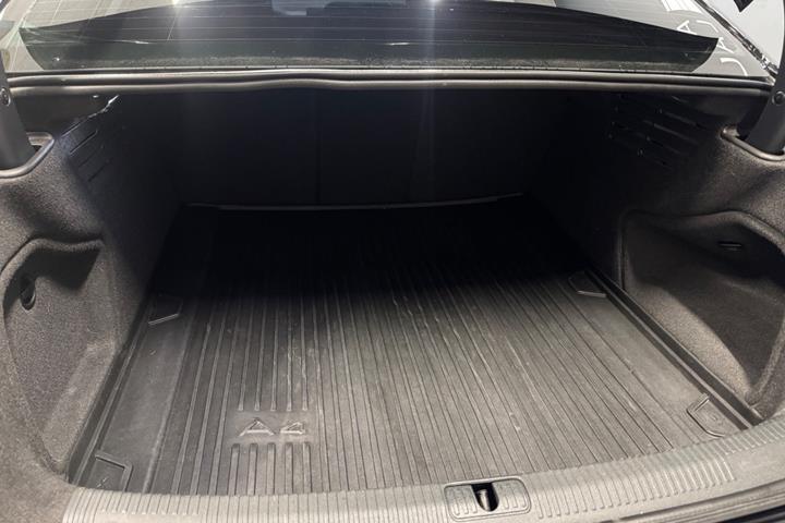 Sort Audi A4 fra 2016