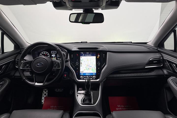 Hvid Subaru Outback fra 2023