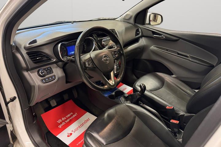 Hvid Opel Karl fra 2016
