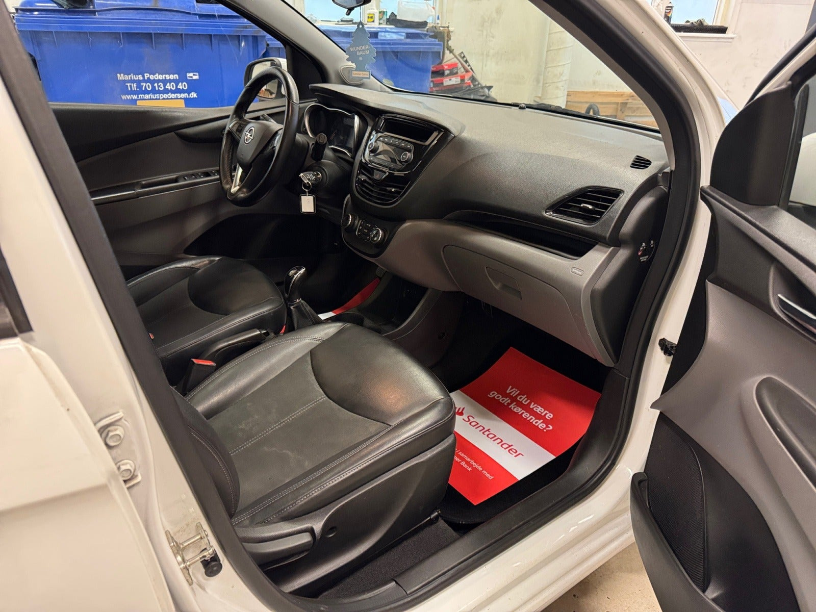 Hvid Opel Karl fra 2016