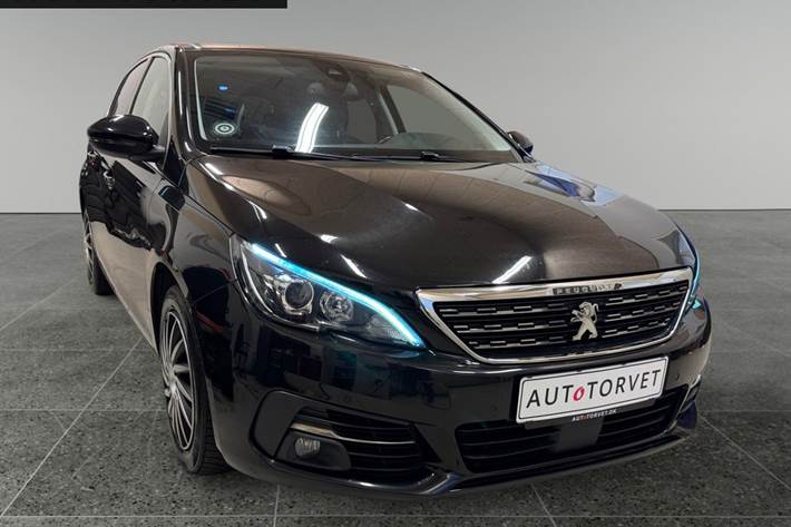 Sort Peugeot 308 fra 2020