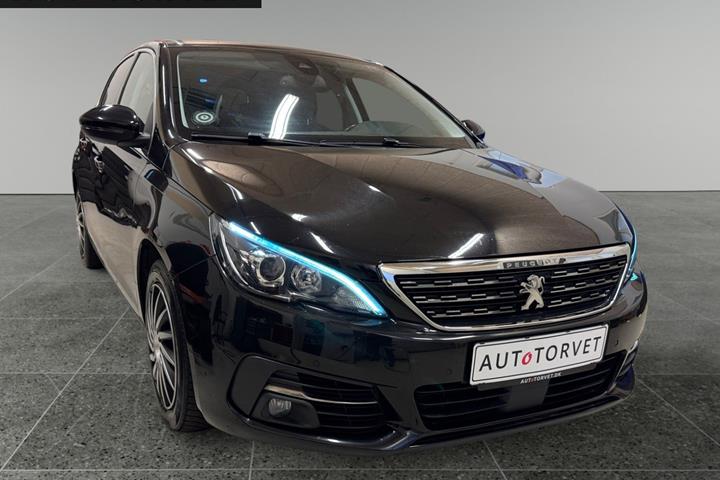 Sort Peugeot 308 fra 2020