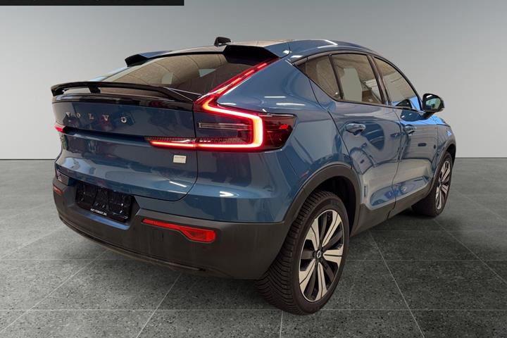 Blå Volvo C40 fra 2022