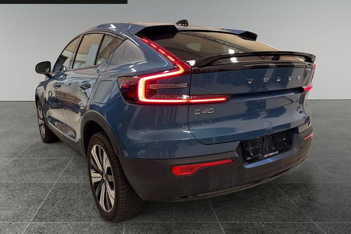 Blå Volvo C40 fra 2022