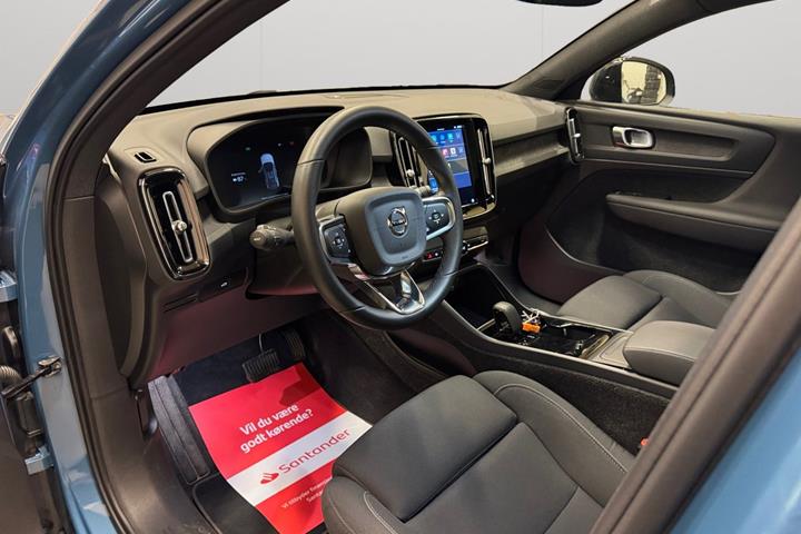 Blå Volvo C40 fra 2022