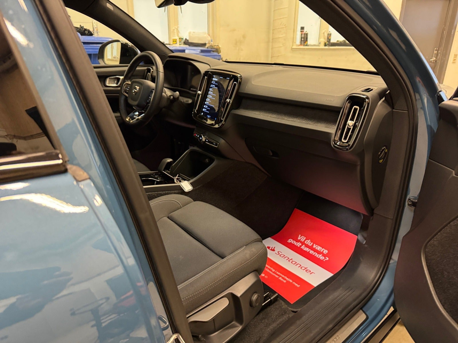 Blå Volvo C40 fra 2022