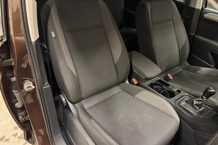 Brun VW Touran fra 2017
