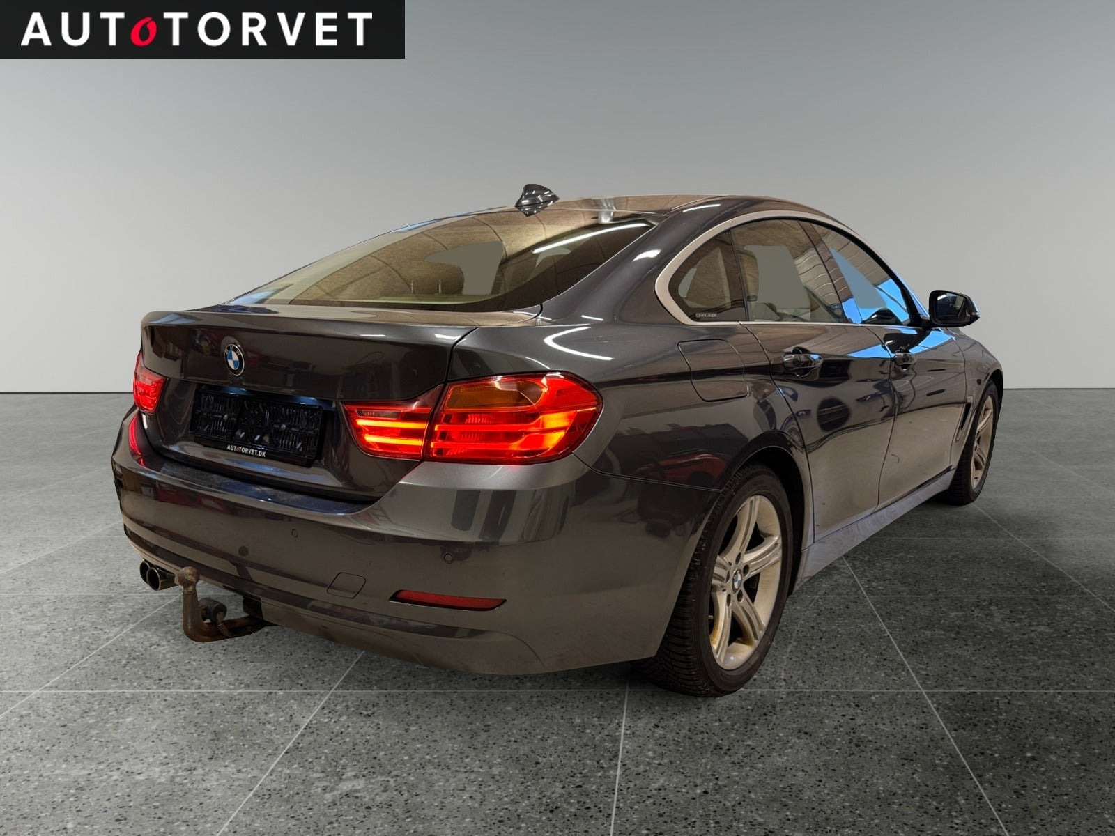 Grå BMW 430d fra 2017