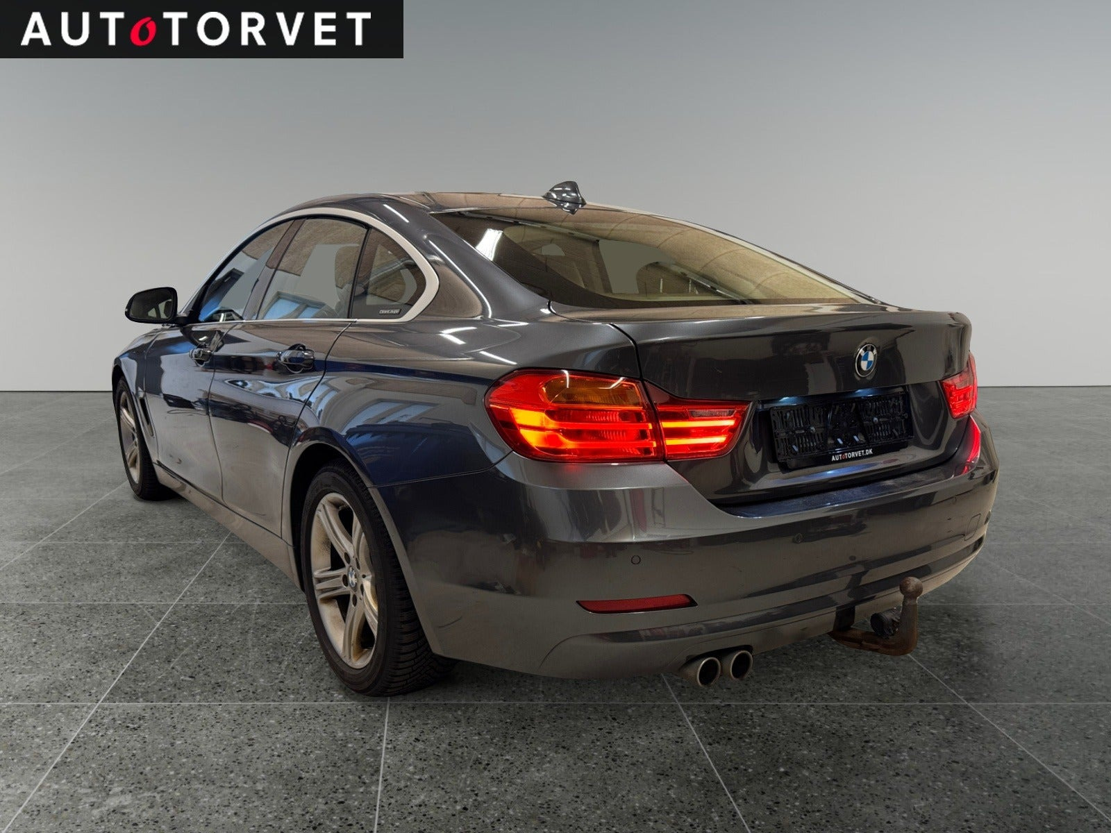 Grå BMW 430d fra 2017