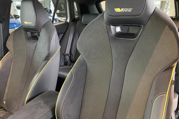 Hvid Skoda Elroq fra 2025