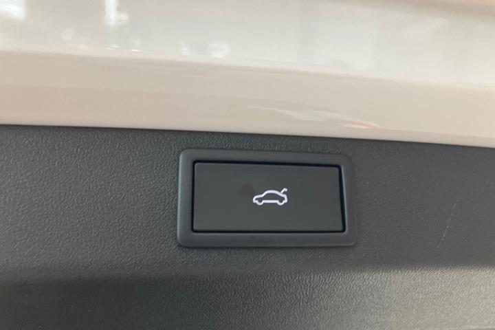 Hvid Skoda Elroq fra 2025