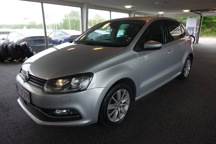 Sølv VW Polo fra 2015