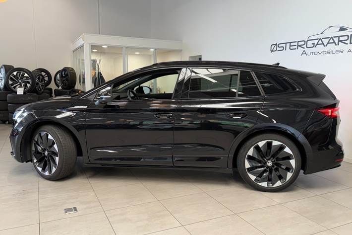Sort Skoda Enyaq fra 2022