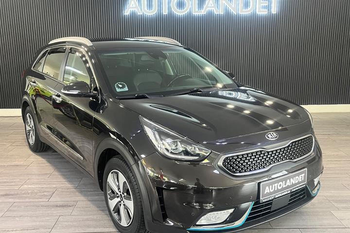 Brun Kia Niro fra 2018 set udefra