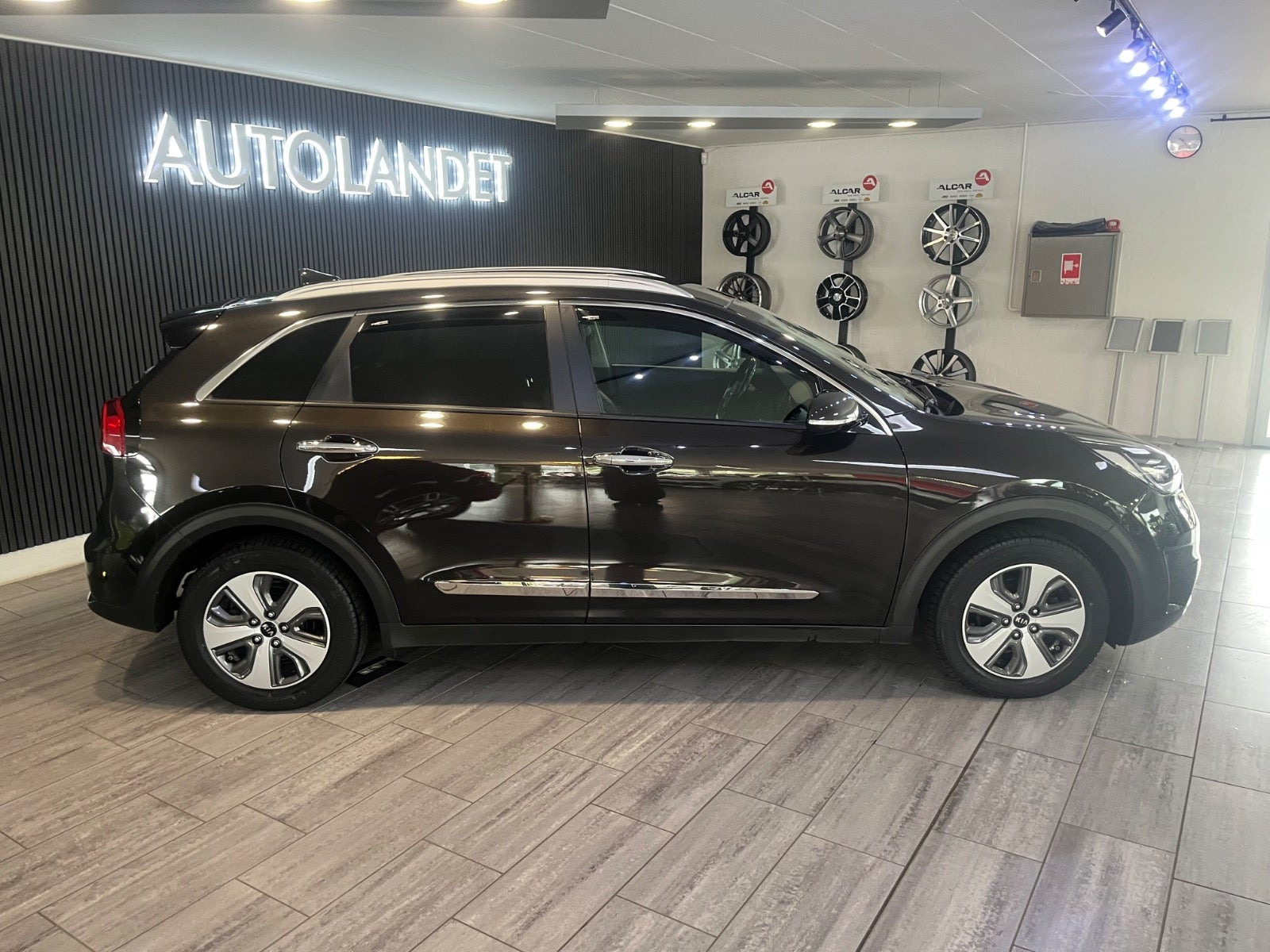Brun Kia Niro fra 2018