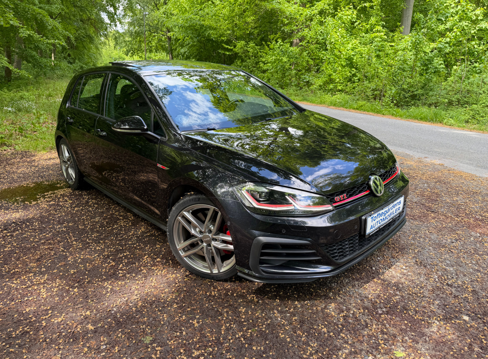 Sort VW Golf VII fra 2017