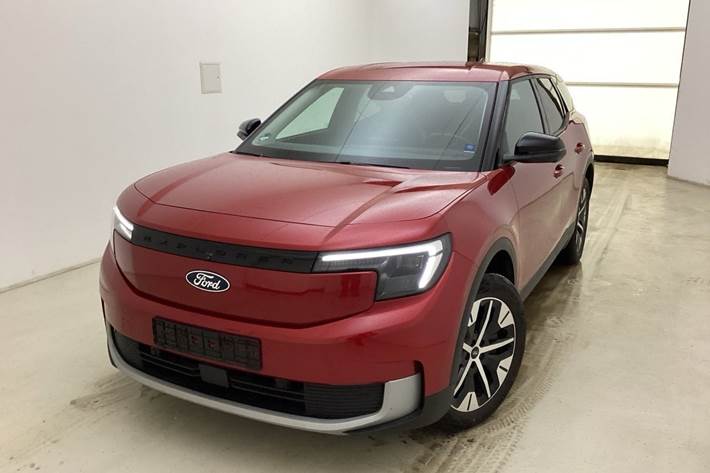 Rød Ford Explorer fra 2025
