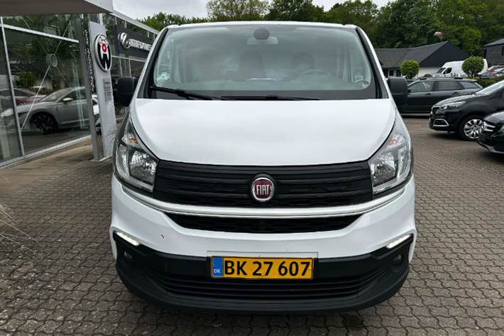 Hvid Fiat Talento fra 2016