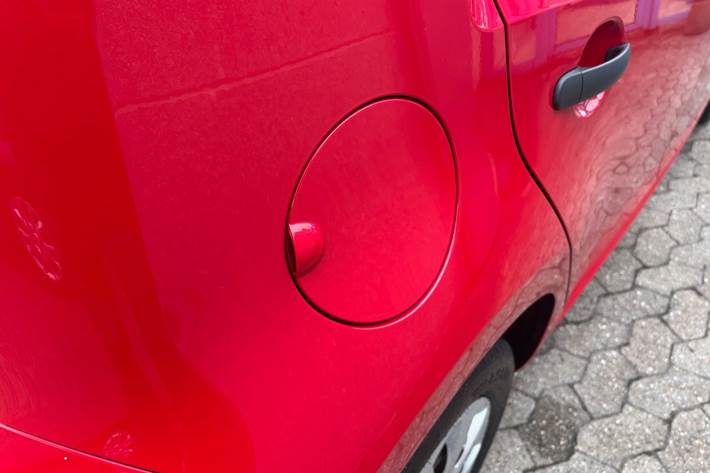 Rød Skoda Citigo fra 2016