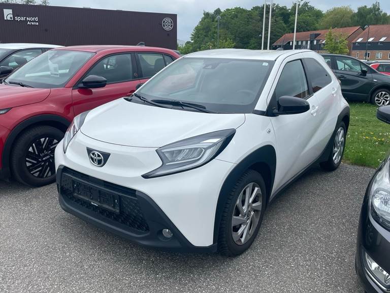 Toyota Aygo X 1,0 VVT-I Active 72HK 5d