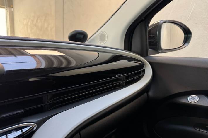 Sort Fiat 500e fra 2022