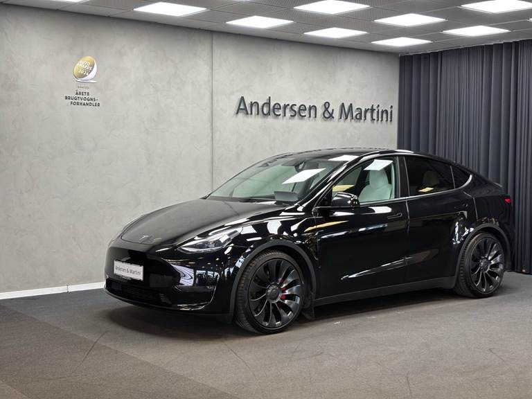 Tesla Model Y EL Performance AWD 534HK 5d Aut.