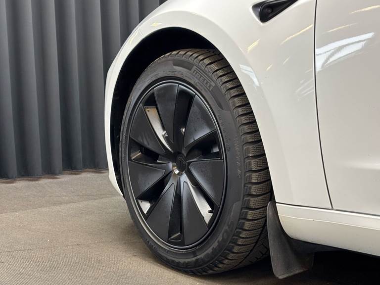 Tesla Model 3 EL 283HK Aut.