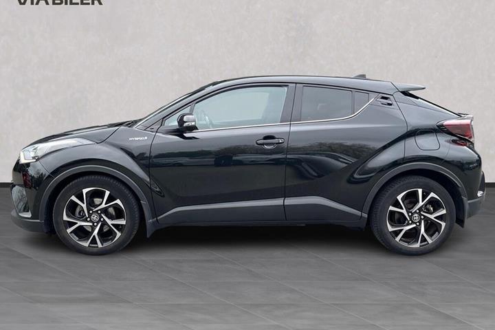 Sort Toyota C-HR fra 2019