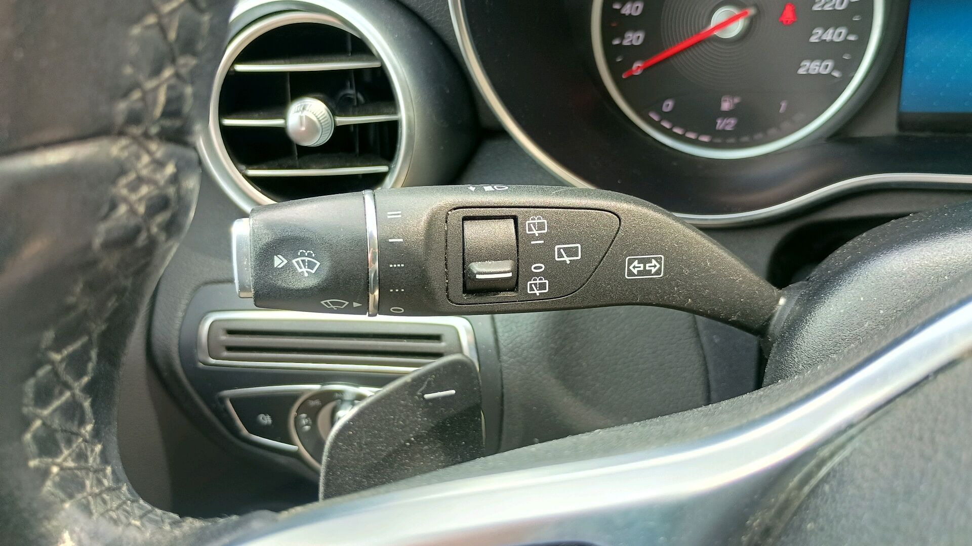Sort Mercedes C220 d fra 2020