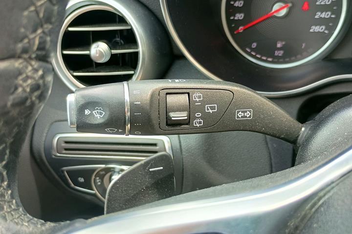 Sort Mercedes C220 d fra 2020