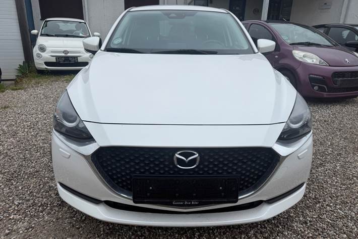 Hvid Mazda 2 fra 2020