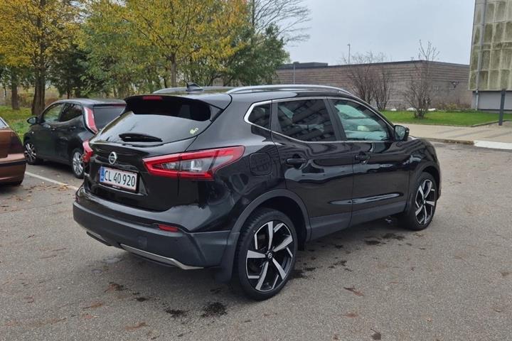 Sort Nissan Qashqai fra 2018