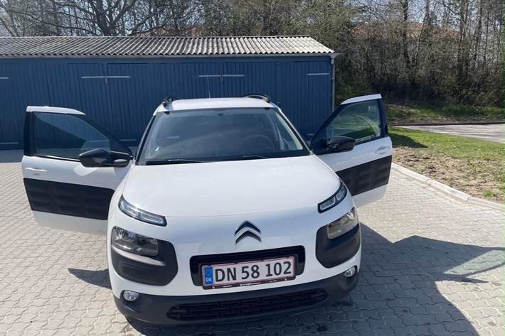 Hvid Citroën C4 Cactus fra 2015