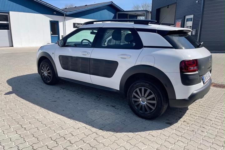 Hvid Citroën C4 Cactus fra 2015