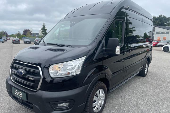 Sort Ford Transit 350 L3 Van fra 2021 set udefra