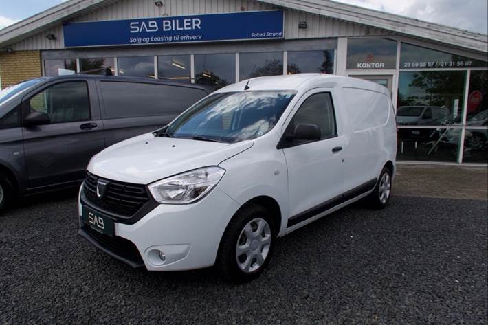 Gul Dacia Dokker fra 2021