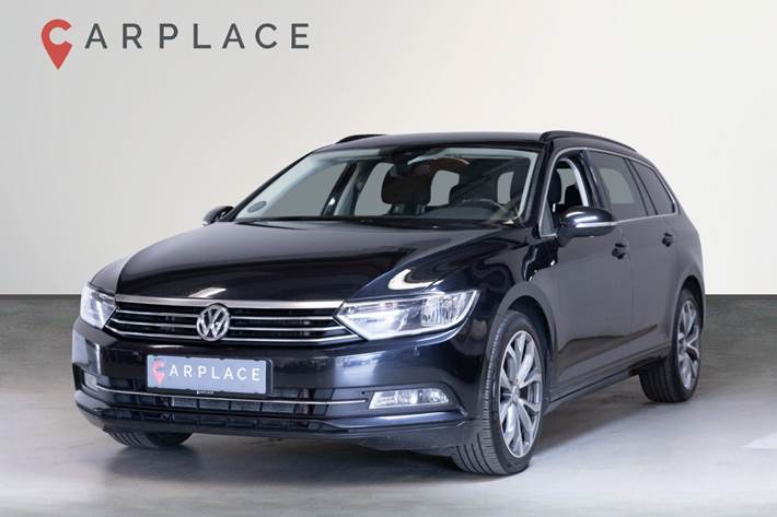 Sort VW Passat fra 2019