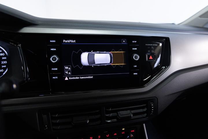 Sort VW Polo fra 2018