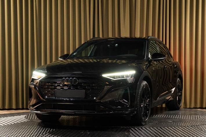 Sort Audi Q8 e-tron fra 2024