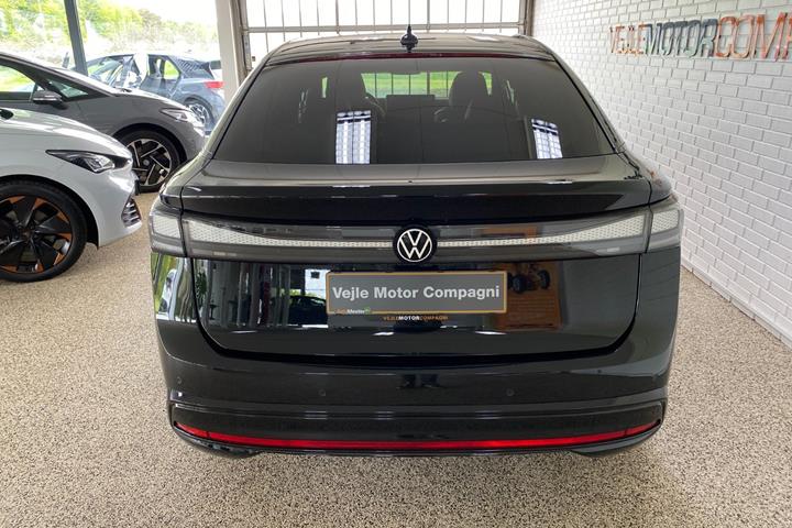 Sort VW ID.7 fra 2024